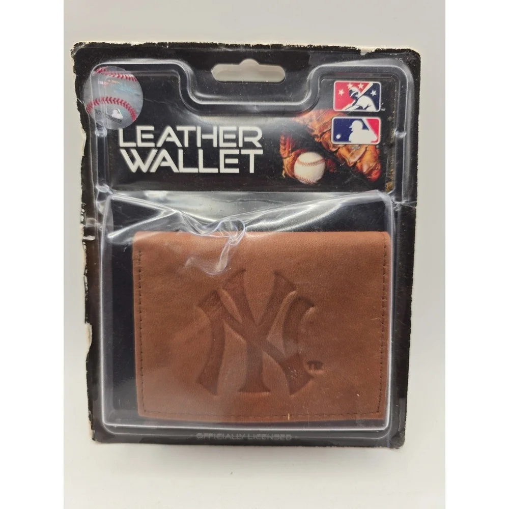 Official MLB Leather Wallet TriFold Embossed NY Yankees